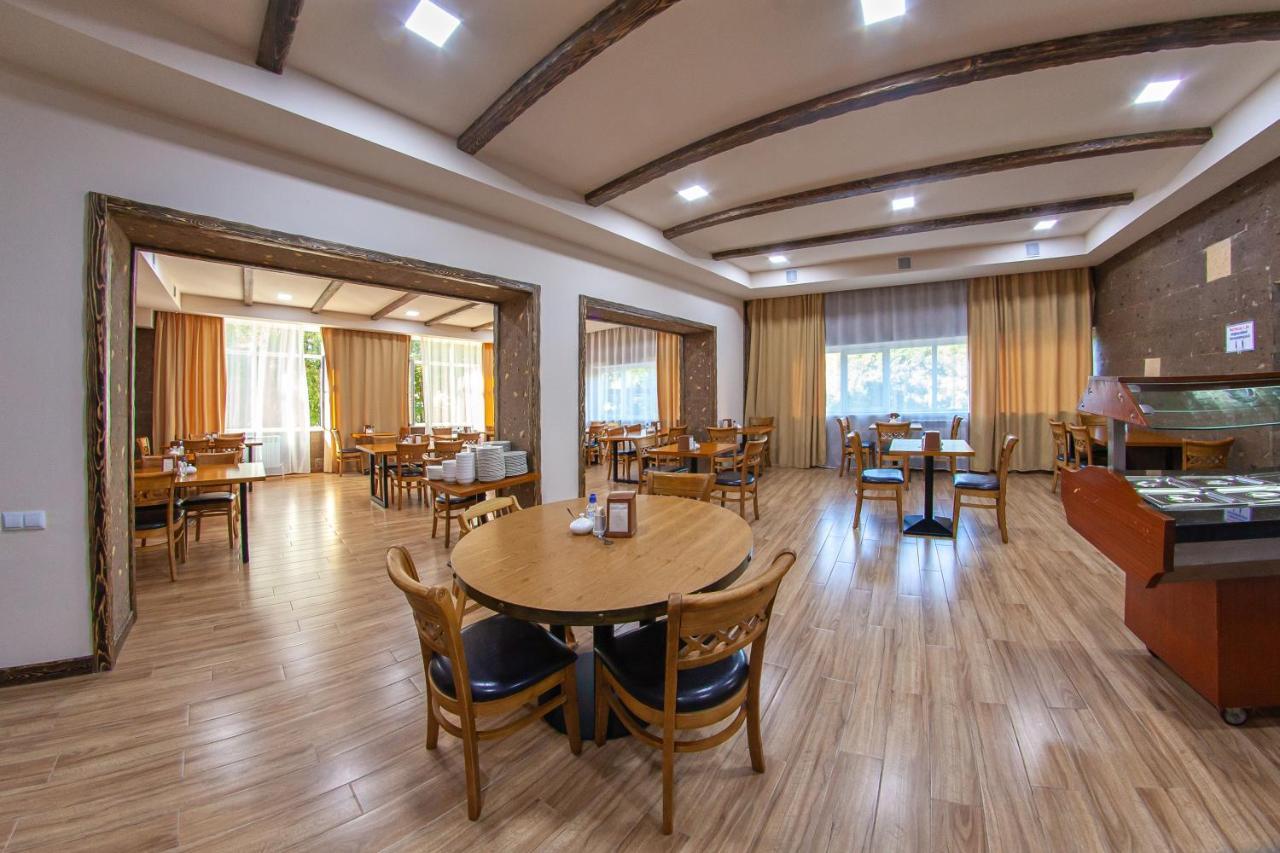 Vanadzor Armenia Health Resort & Hotel Екстериор снимка